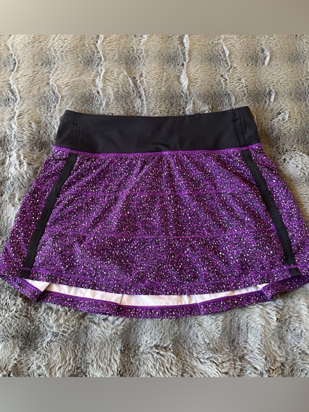 Lululemon pace rival skirt